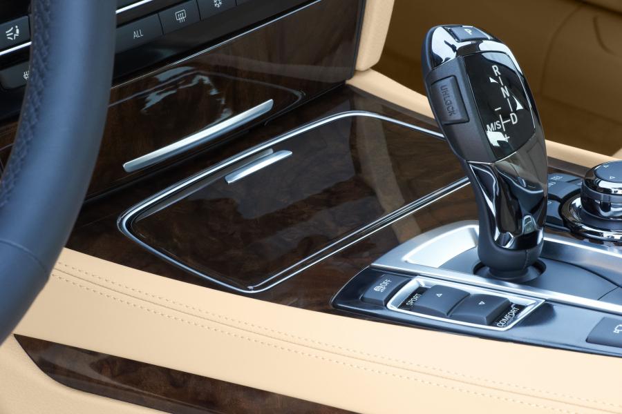  BMW 750d xDrive 2012 года  (фото 21 из 54)